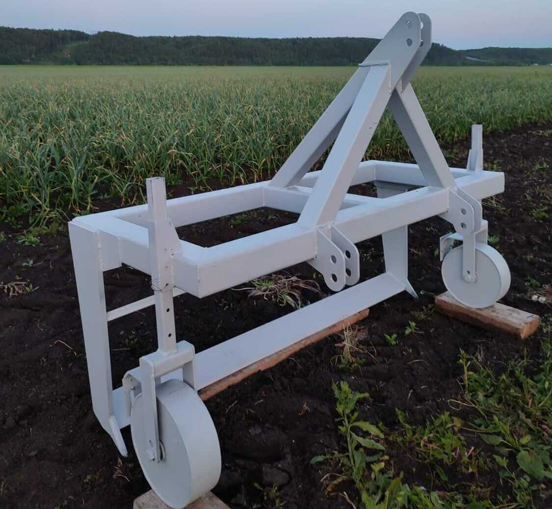 <span style="font-weight: bold;">Скоба для уборки чеснока 1800</span> 