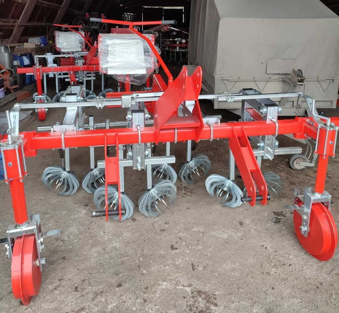 <span style="font-weight: bold;">Культиватор для междурядной обработки чеснока </span>